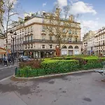 Bright & Spacious 3 Bedroom Flat For 6 In Paris By Guestready