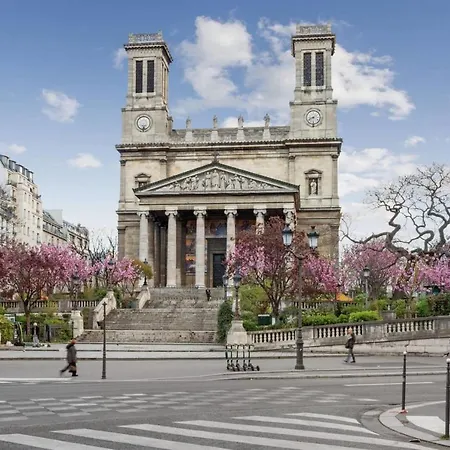 Appartamento Bright & Spacious 3 Bedroom Flat For 6 In By Guestready